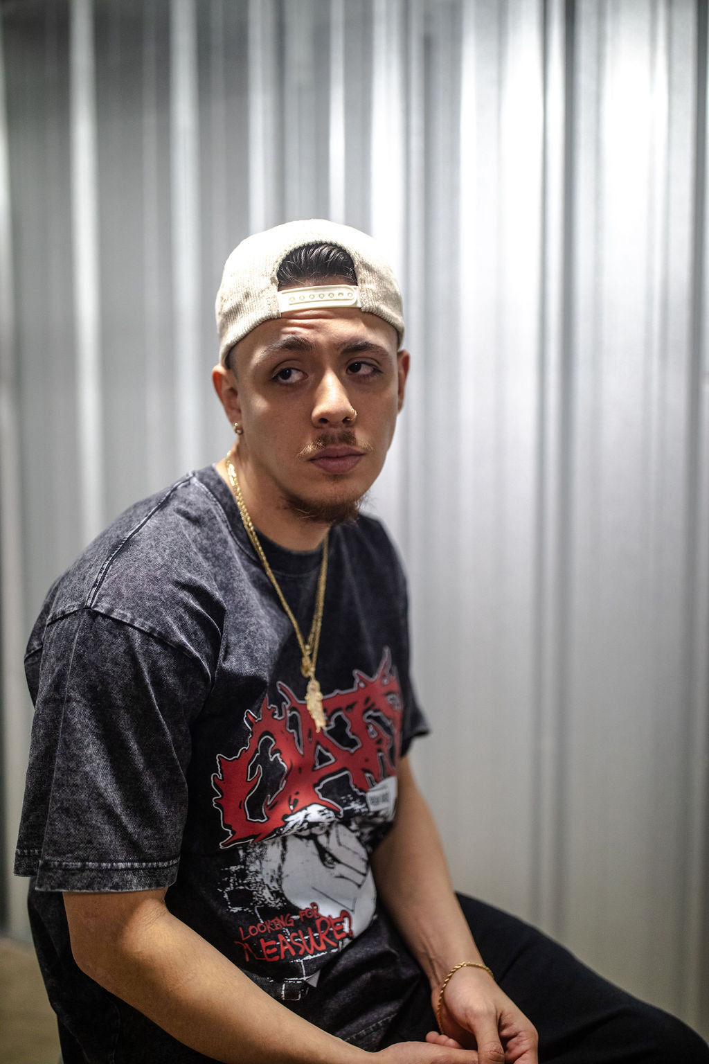 Embroidered Oats Corduroy Snapbacks (2 Colors)